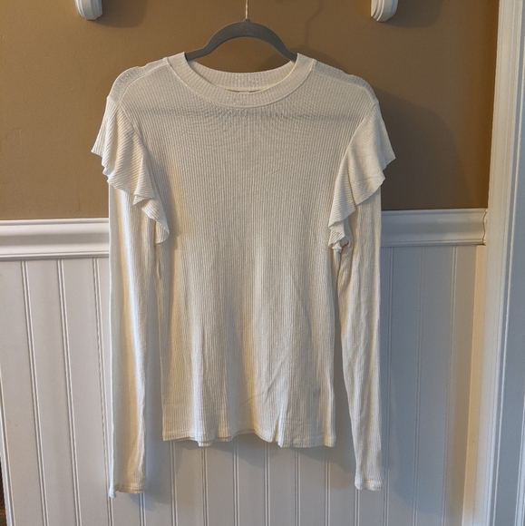 bp. Ribbed Flutter Shoulder Top - Picture 2 of 4